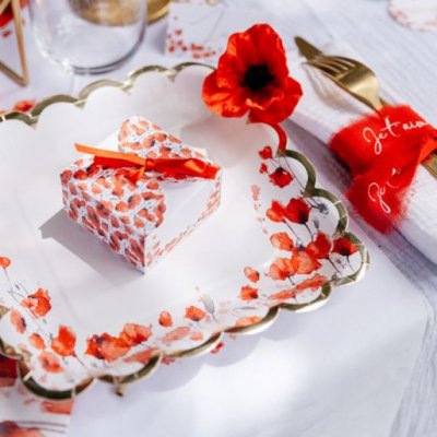 Dcoration de Table  - 8 assiettes en carton Coquelicot Theme Poppy Love : illustration