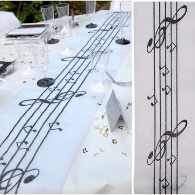 Mariage thme musique  - Chemin de Table Organza Musique Paillettes : illustration