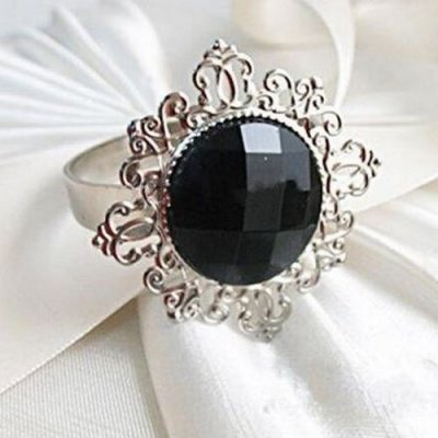 Dcoration de Table Mariage  - Rond de serviette mariage bague diamant noir : illustration