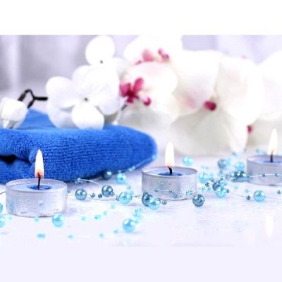 Perles pour dcoration de table  - Guirlande de perles turquoise mariage 130 cm : illustration