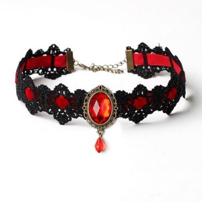 Colliers et pendentifs Mariage  - Choker rouge et noir gothique - Collier ras du cou ... : illustration